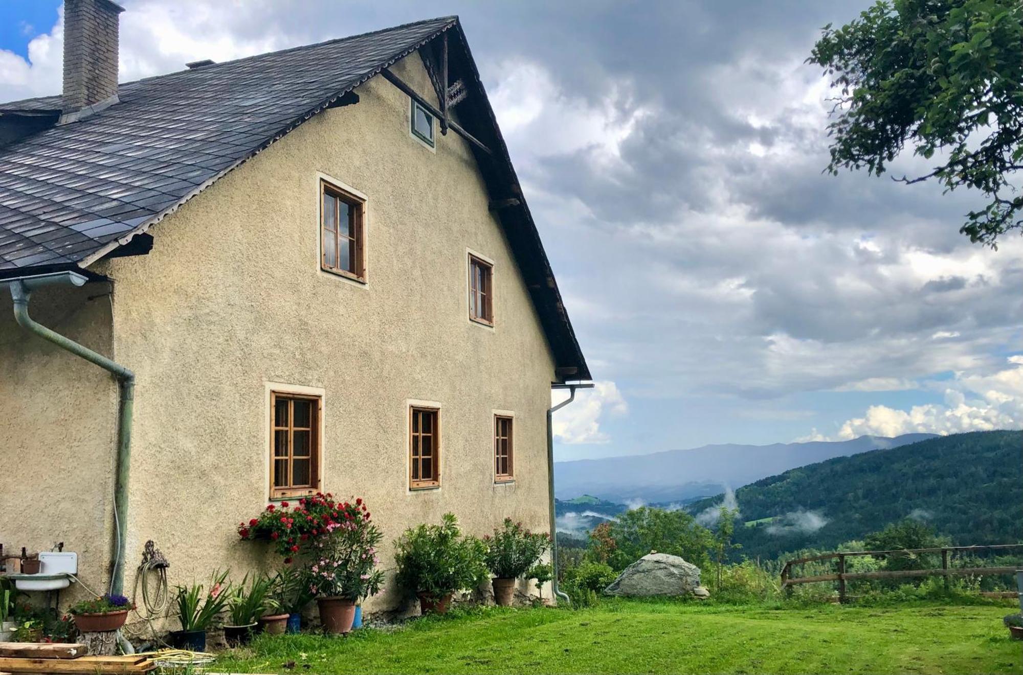 Mauthnerhube Uebernachten Mit Aussicht Apartment Sankt Oswald ob Eibiswald Екстериор снимка